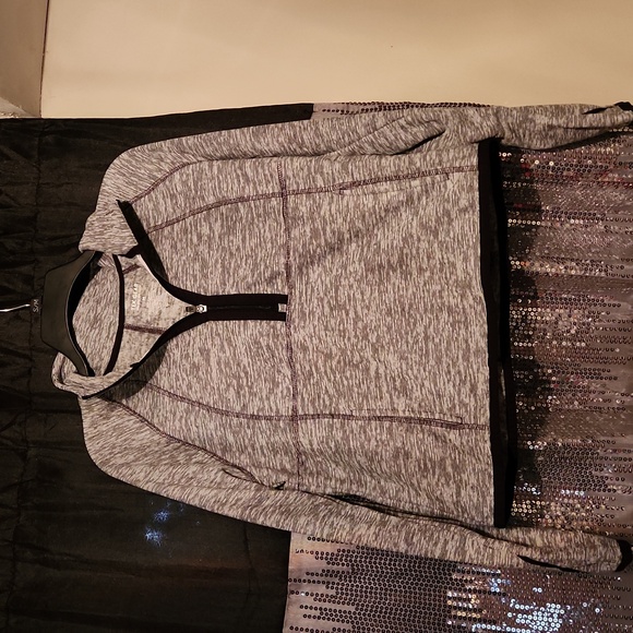 ⭐️TEK GEAR SUPER SOFT QUARTER ZIP - Picture 1 of 2